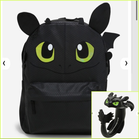 Hot Topic Handbags - HOW TO TRAIN YOUR DRAGON Toothless BACKPACK & RING